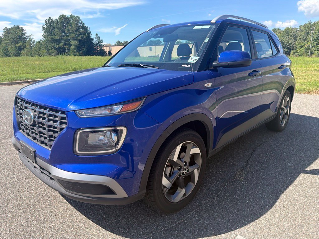 Used 2025 Blue Hyundai SEL image 3