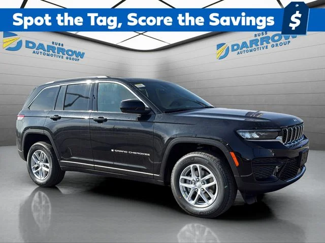New 2026 Diamond Black Crystal Pearl-Coat Exterior Paint Jeep Laredo X image 7