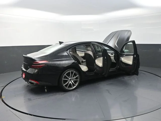 Used 2025 Black Genesis 2.5T image 45