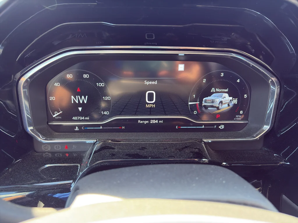Used 2023 Sterling Metallic GMC SLT image 8