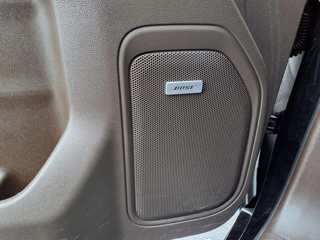Used 2020 Black Chevrolet LTZ image 18