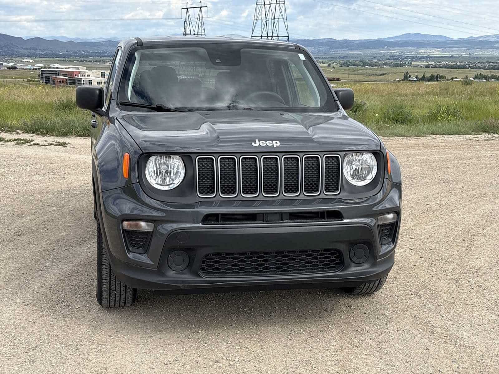 Used 2023 Graphite Gray Jeep Latitude image 16
