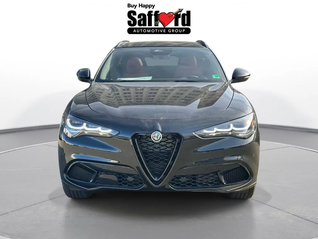2025 Alfa Romeo Stelvio Base - Photo 9