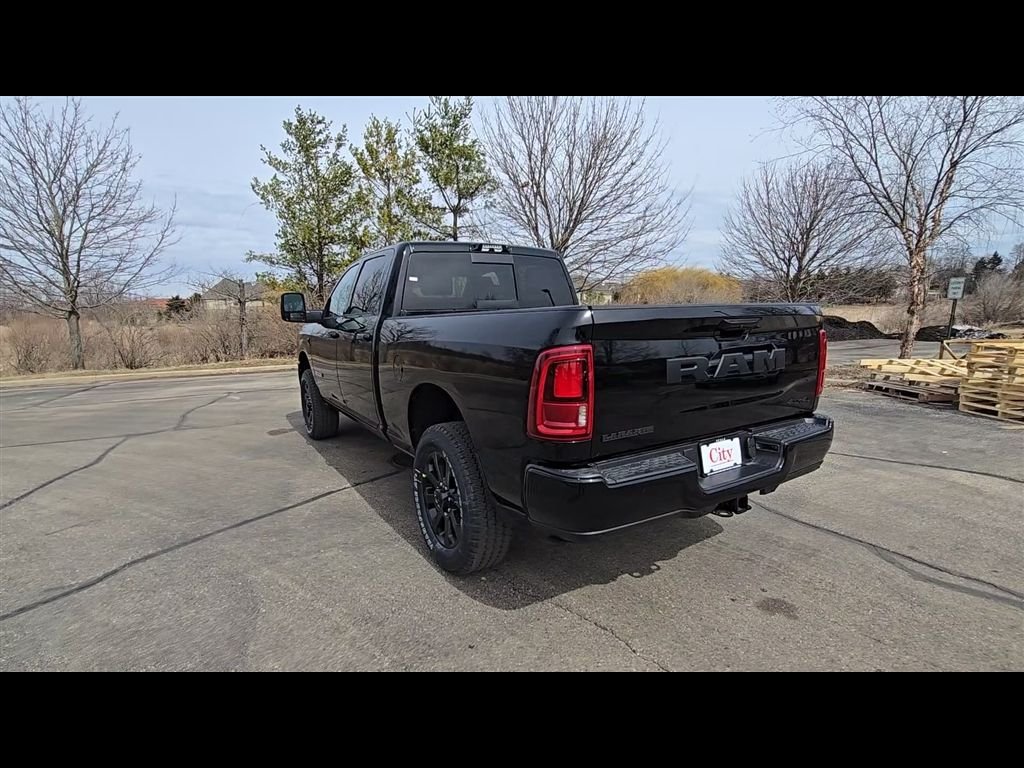 New 2026 Diamond Black Crystal Pearl-Coat Exterior Paint RAM Laramie image 6