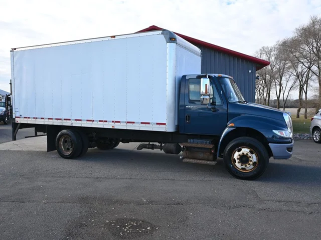 2013 International 4000 Series 4400