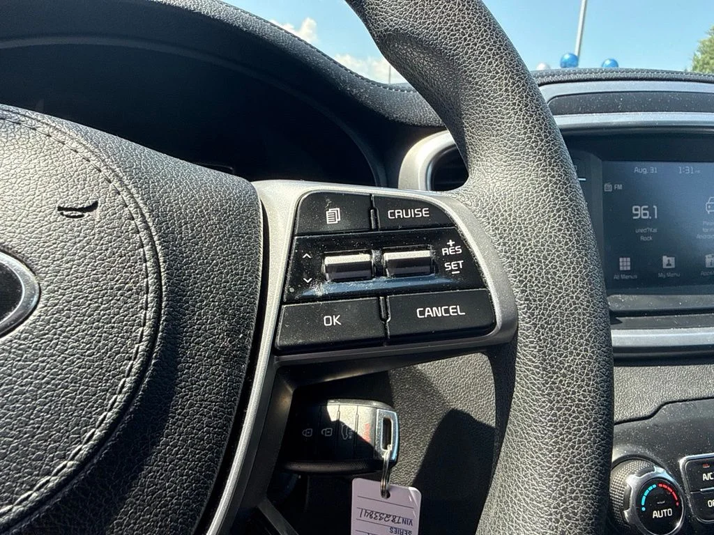 Used 2019 White Kia LX image 8