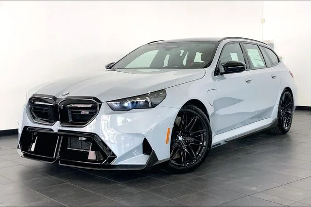2026 BMW M5 M5 Touring's photo