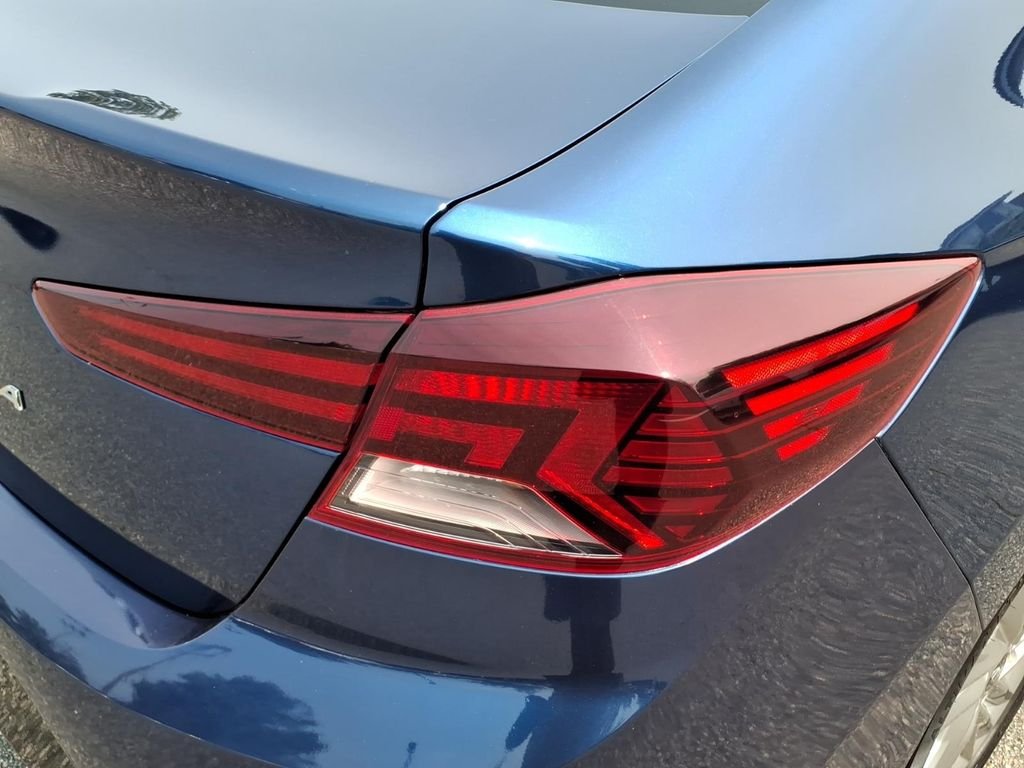 2020 Hyundai Elantra SEL - Photo 14