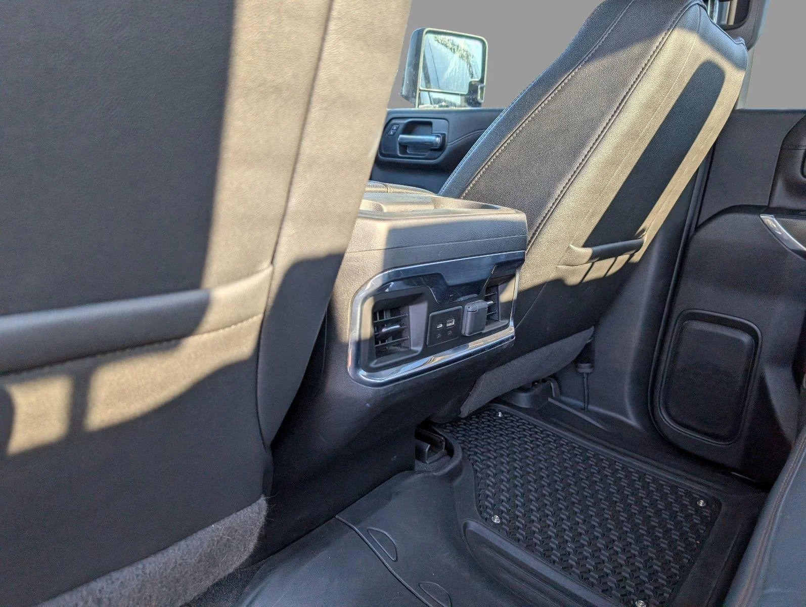 Used 2022 ONYX BLACK GMC AT4 image 34