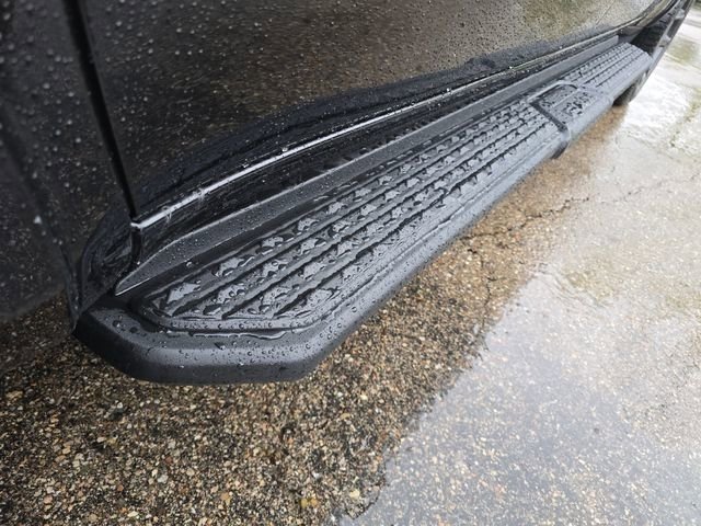 New 2026 Diamond Black Crystal Pearl-Coat Exterior Paint RAM Laramie image 28