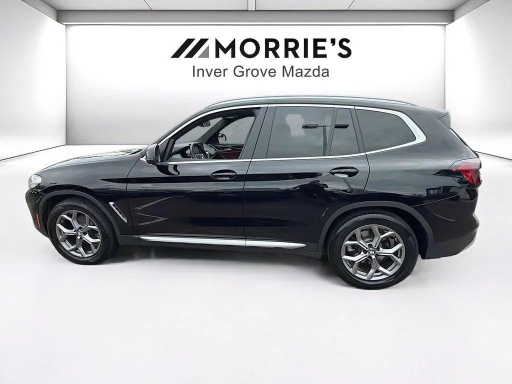 Used 2023  BMW xDrive30i image 8