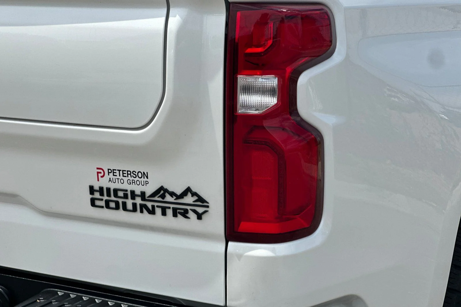 Used 2024 Beige Chevrolet High Country image 25