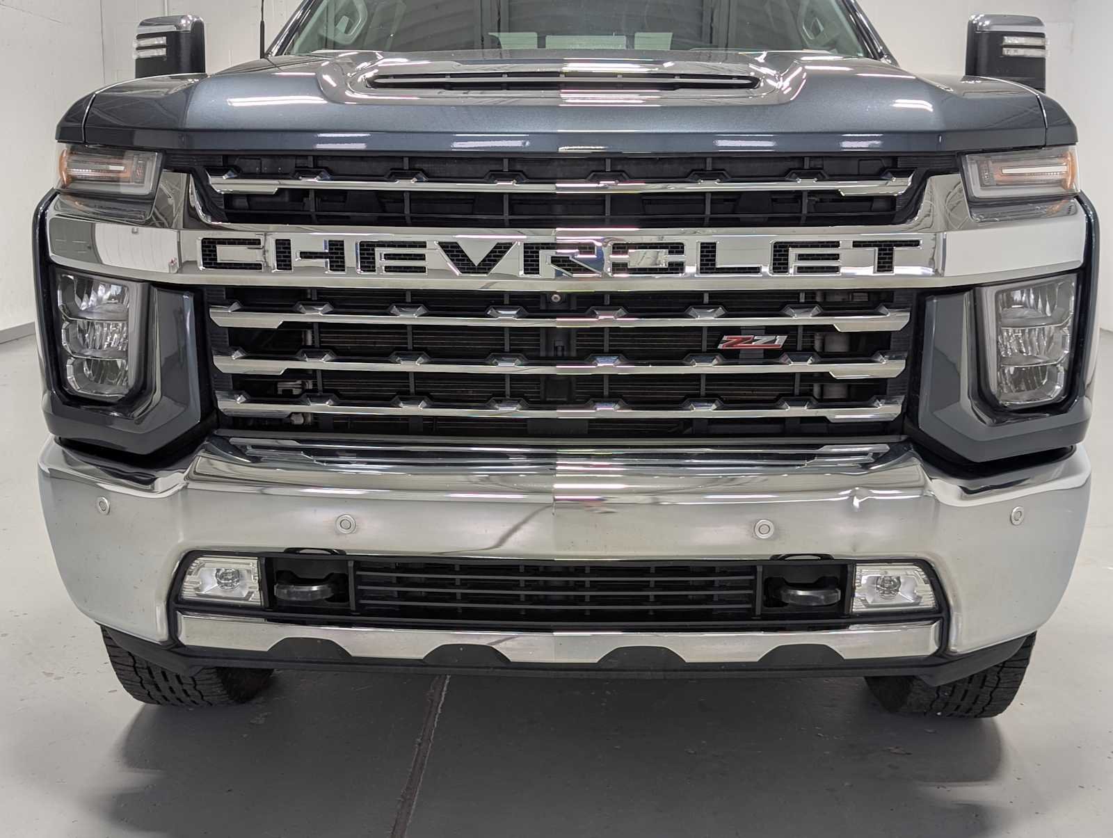 Used 2020 Shadow Gray Metallic Chevrolet LTZ image 2