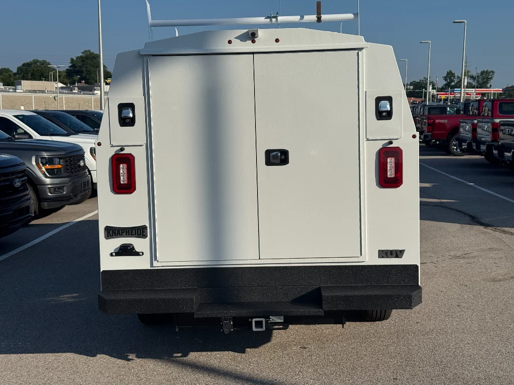 New 2027 Oxford White Ford Knapheide KUV image 4