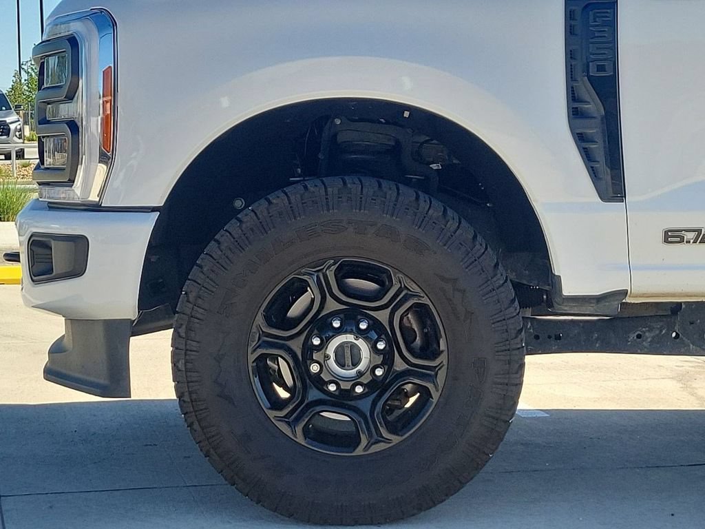 Used 2023 White Ford XL image 38