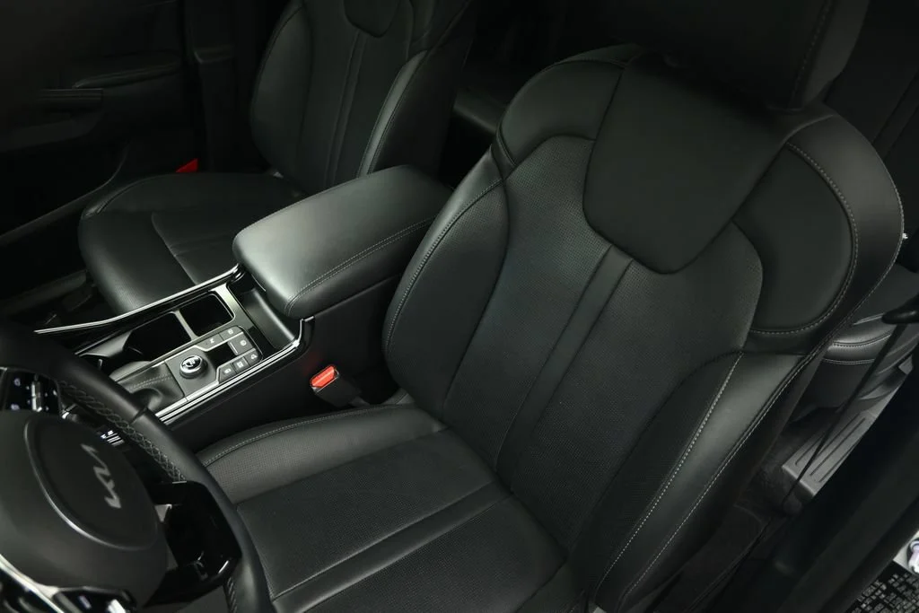 Certified Used 2025 White Kia SX image 50