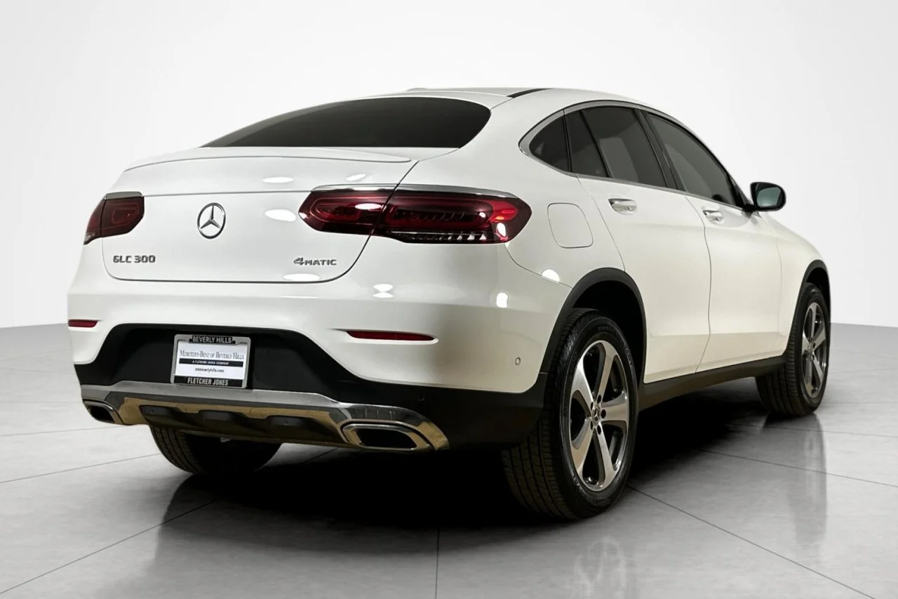 Used 2023 Polar White Mercedes-Benz GLC 300 image 5