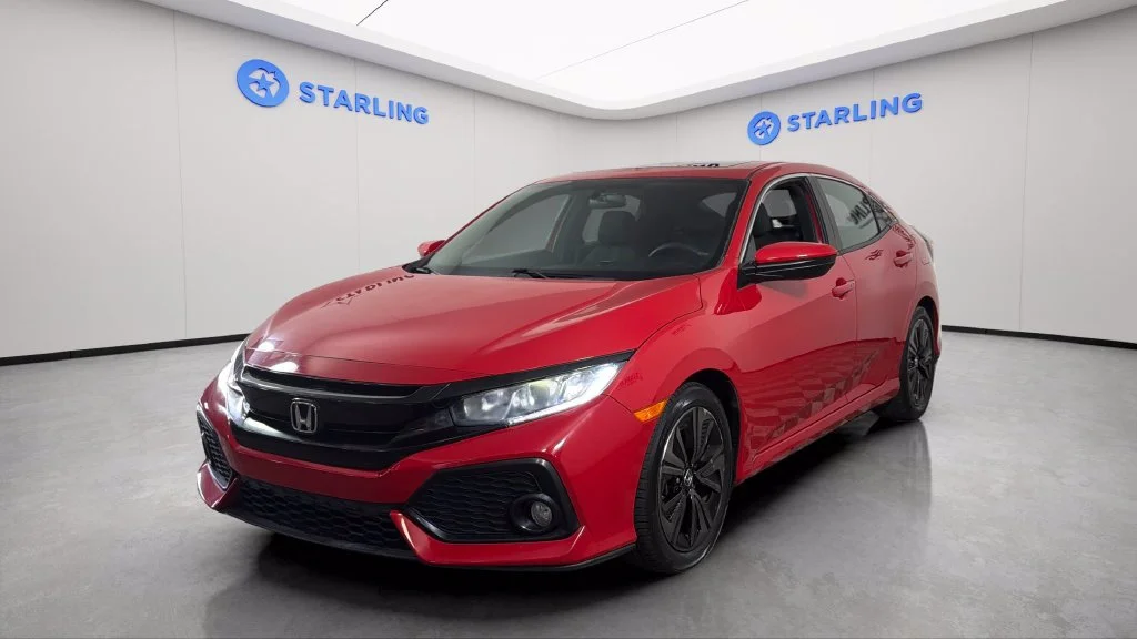 Used 2018  Honda EX image 17
