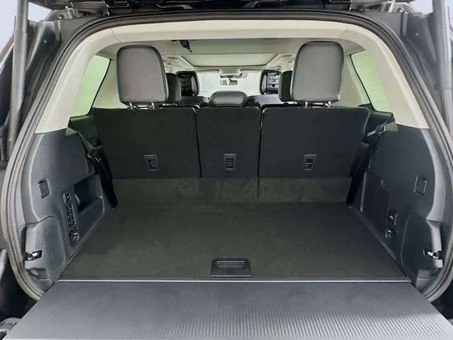New 2026 Gray Ford Platinum image 26