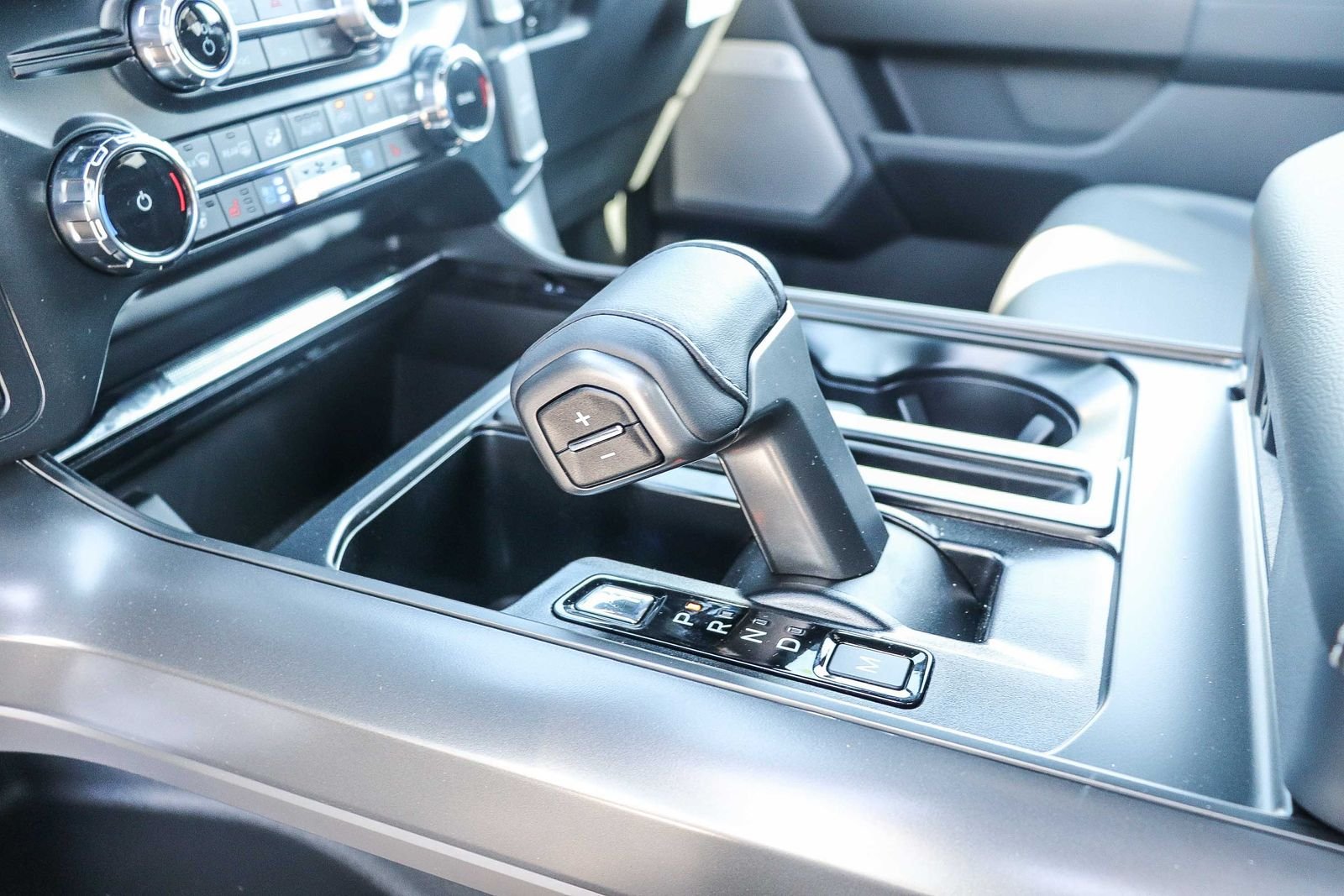 New 2026 Avalanche Ford Lariat® image 20