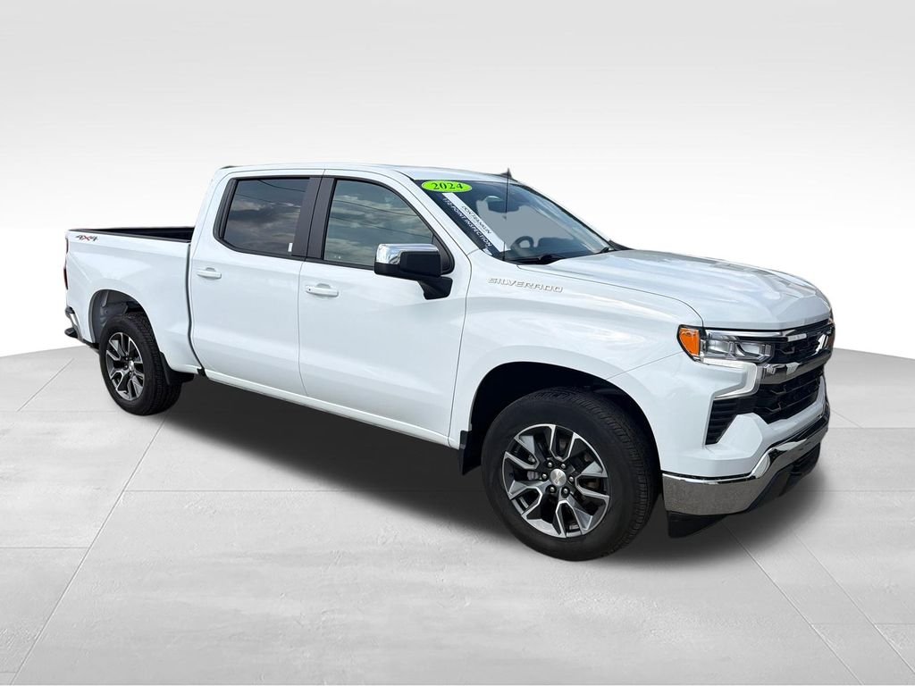 Used 2024 White Chevrolet LT image 7