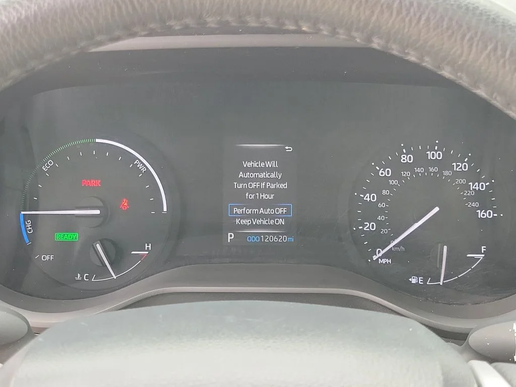 Used 2023  Toyota XLE image 27