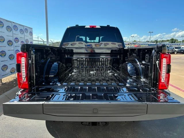 New 2026 Agate Black Metallic Ford King Ranch image 6