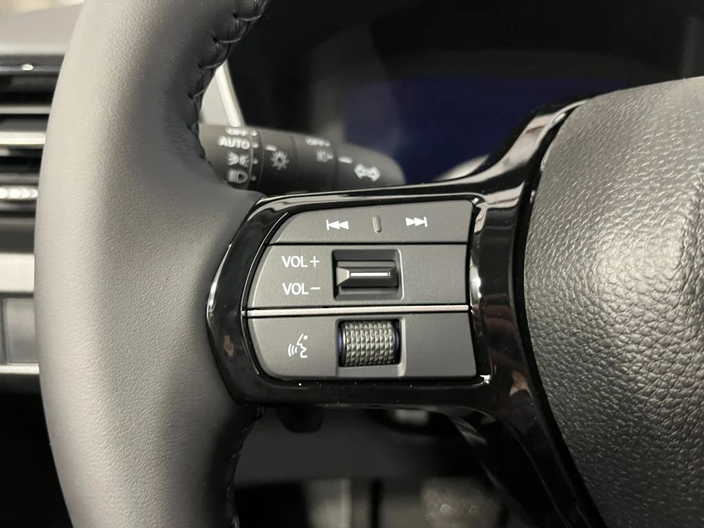 New 2026 Platinum White Pearl Honda Touring image 21