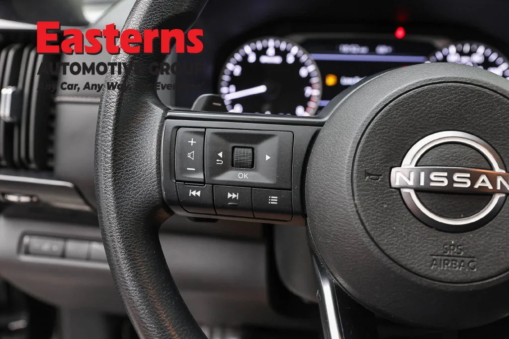 Used 2023 Black Nissan S image 15