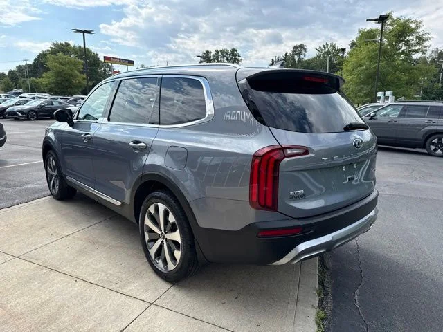 Certified Used 2021 Silver Kia EX image 19