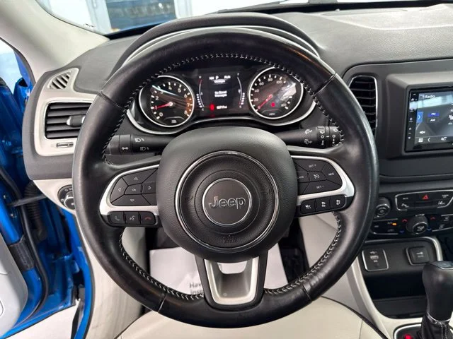 Used 2020 Blue Jeep Latitude image 25