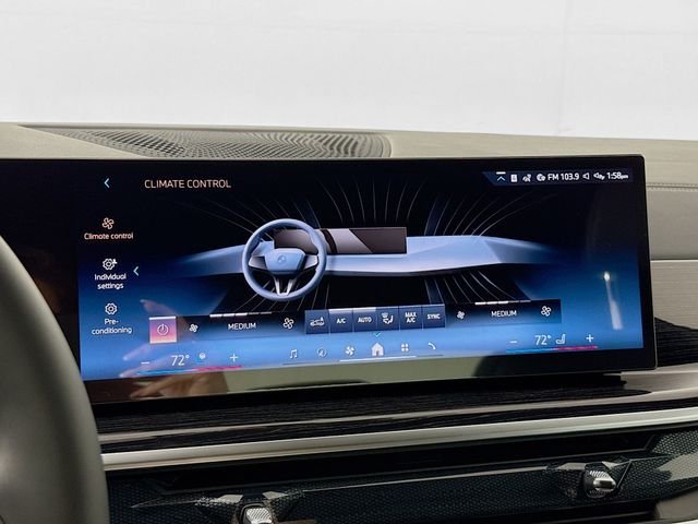 2026 BMW X6 40i - Photo 16