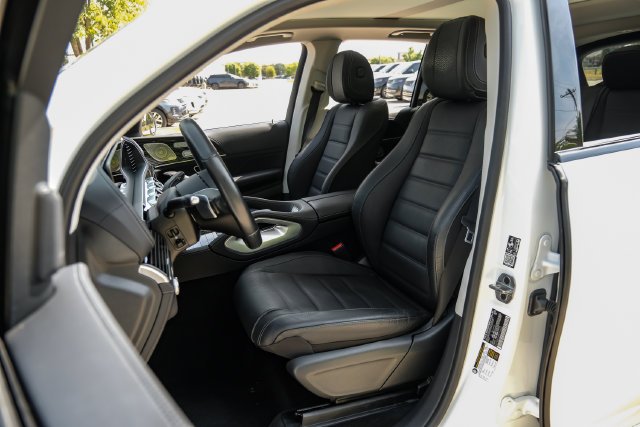 Used 2024 White Mercedes-Benz GLE 580 image 45