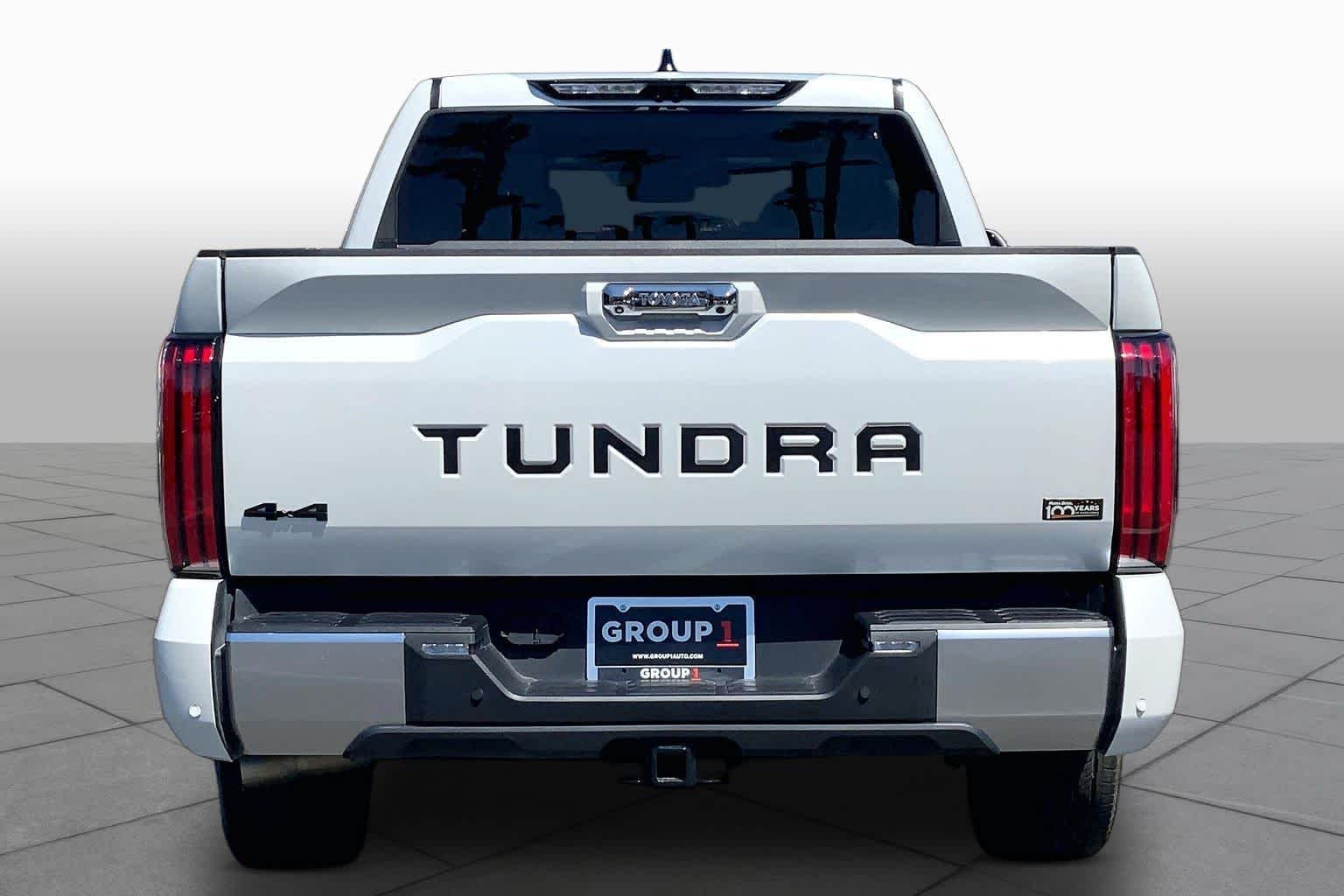 Used 2024 Wind Chill Pearl Toyota Limited image 4