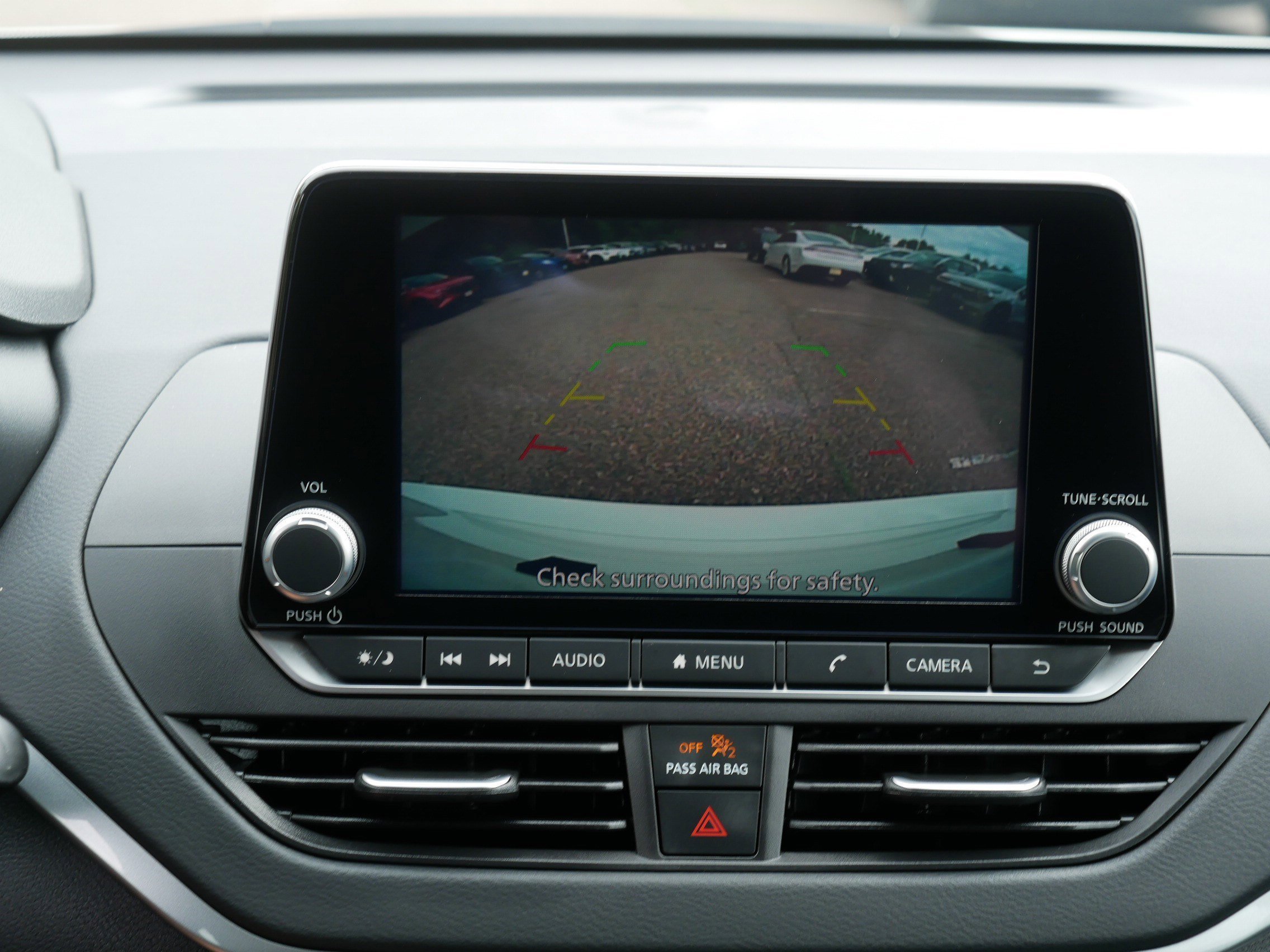 Certified Used 2025 Glacier White Nissan S image 27