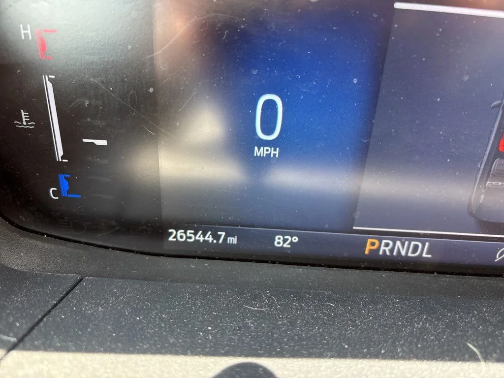 Used 2025 Vapor Blue Metallic Ford Active image 11