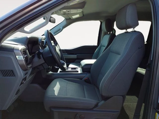Certified Used 2025  Ford XLT image 11