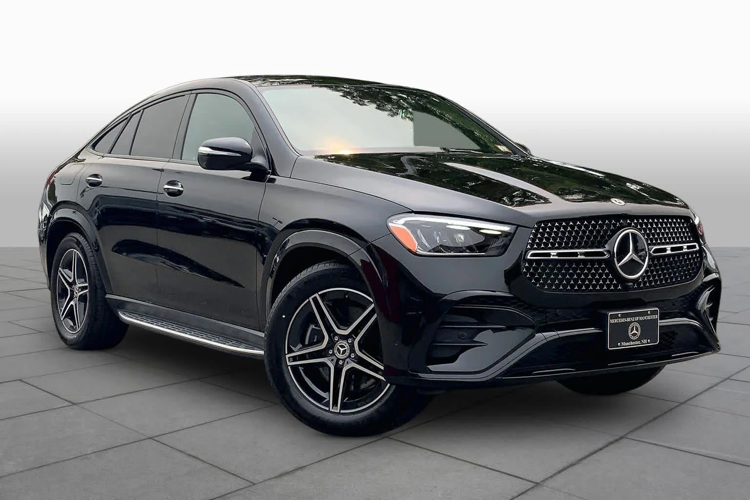 Certified Used 2026 Obsidian Black Metallic Mercedes-Benz GLE 450 image 3