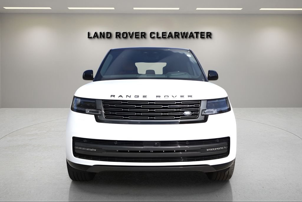 New 2026 Icy White Satin Land Rover SE image 8