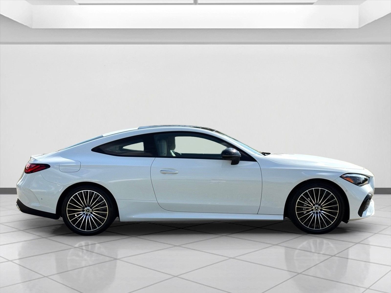 New 2026 Polar White Mercedes-Benz CLE 300 image 2