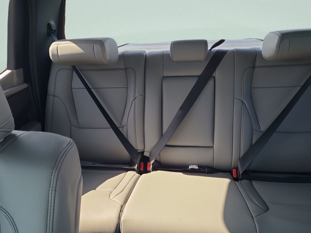 2026 Toyota Tundra Limited - Photo 10