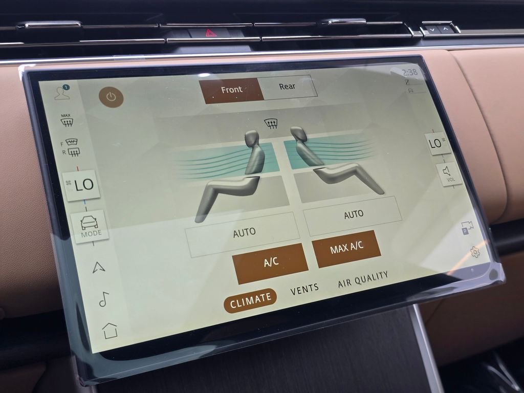 New 2026 Carpathian Grey LAND ROVER SE 7 Seats image 24