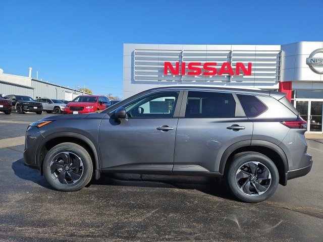 2026 Nissan Rogue SV photo 2