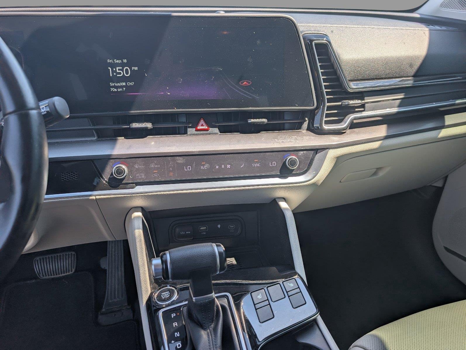 Used 2023 Ebony Black Kia EX image 16