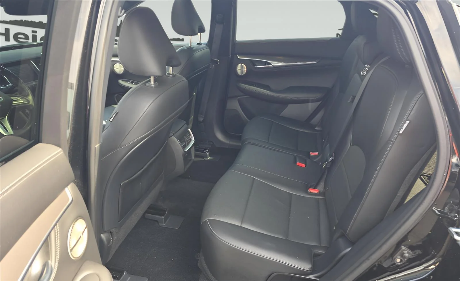 2023 INFINITI QX55 Essential - Photo 12