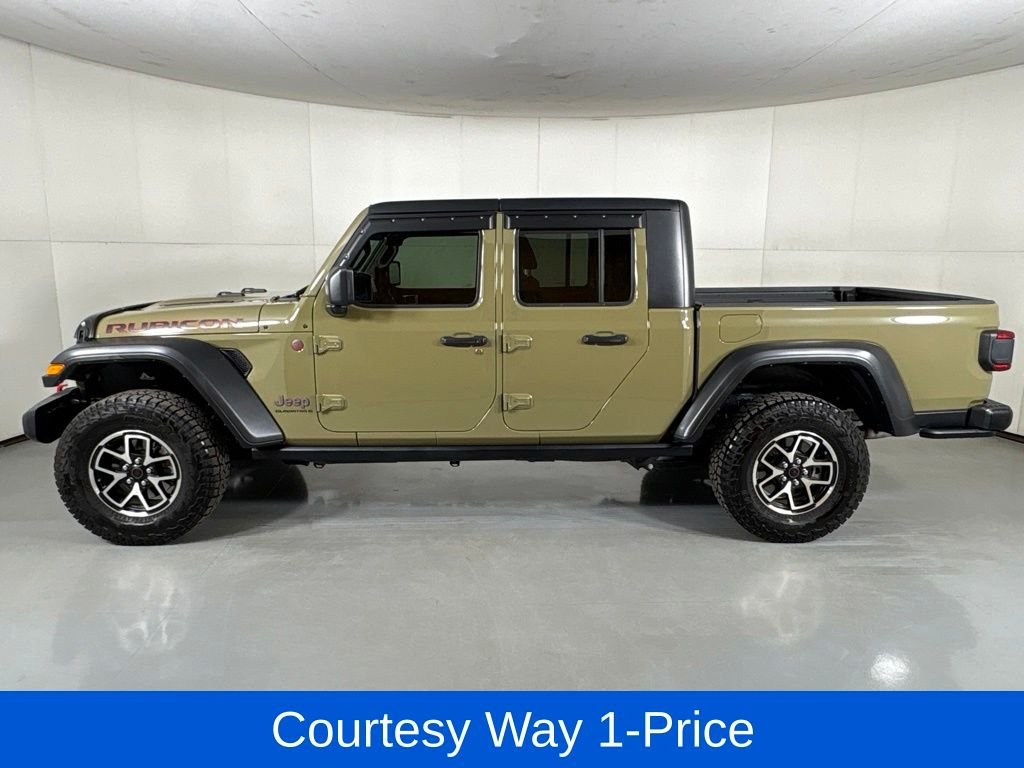 Used 2025 Green Jeep Rubicon image 6