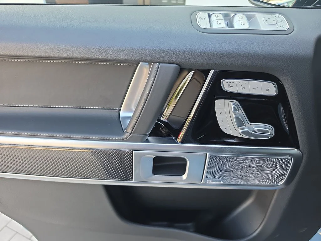 Used 2025 Blue Mercedes-Benz G 63 AMG® image 17