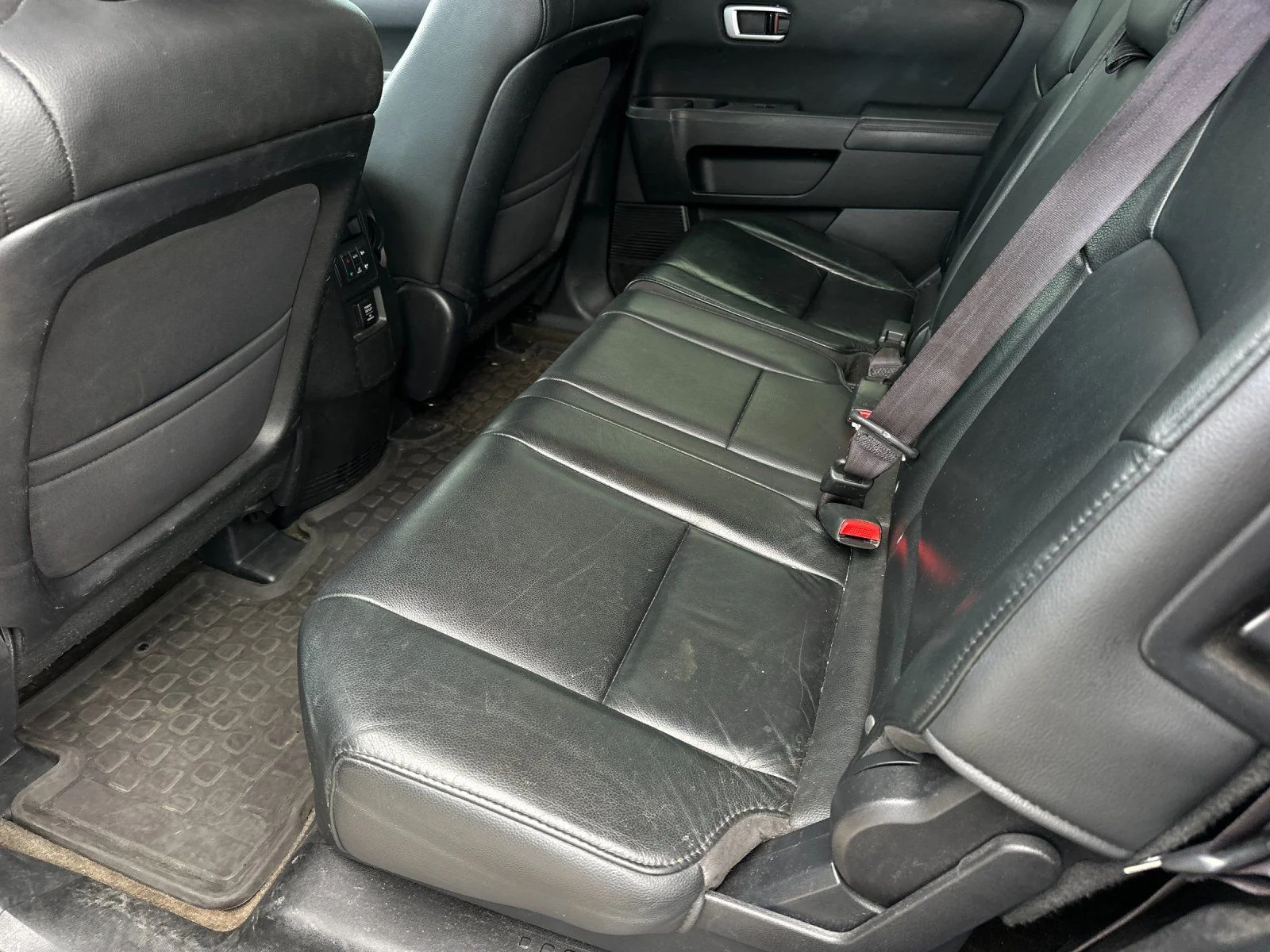 Used 2013 Polished Metal Metallic Honda EX-L image 11