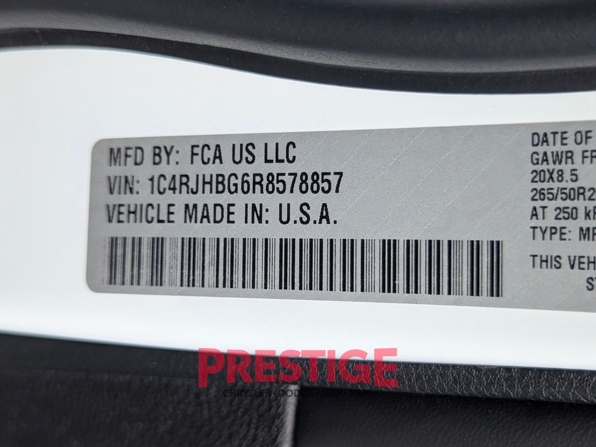 Used 2024 White Jeep Limited image 37