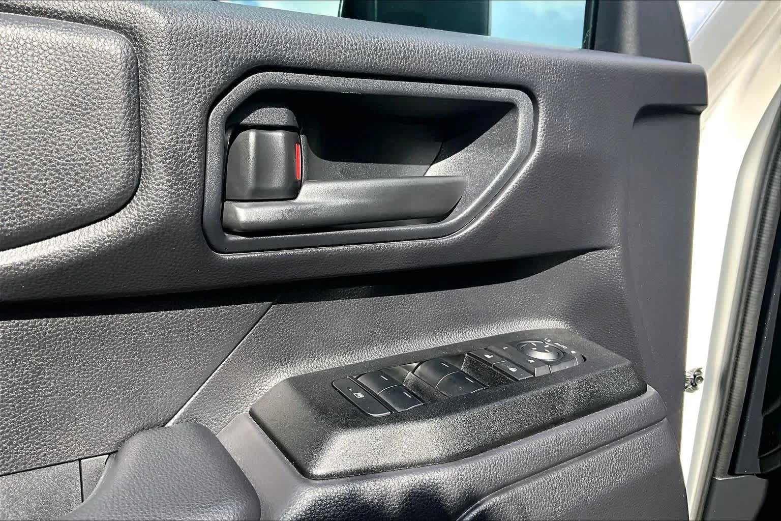 Used 2025 Ice Cap Toyota 1958 image 31